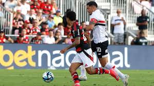 Flamengo vs Sao Paulo, 2h30 ngày 13/7